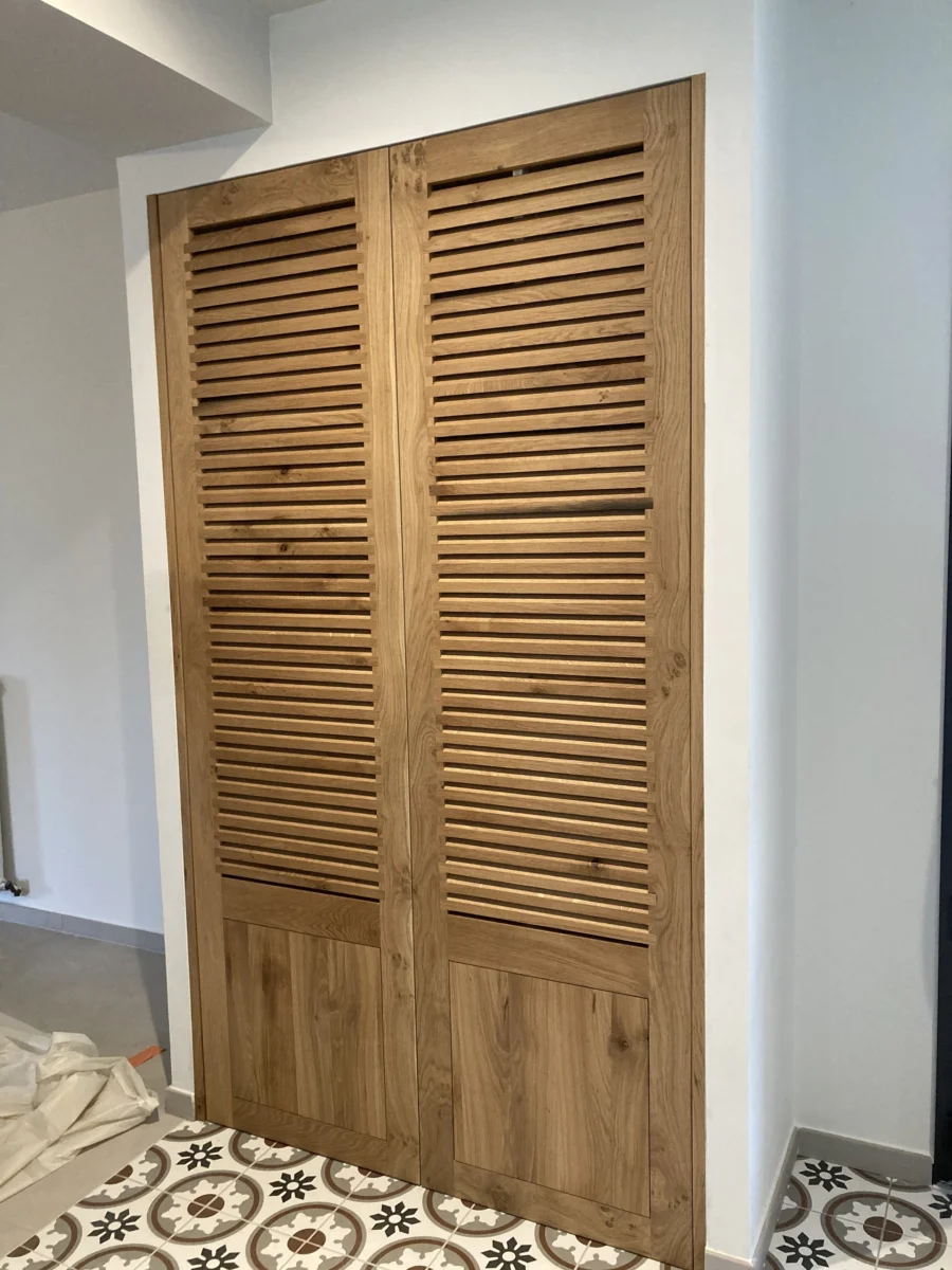 Portes à persiennes