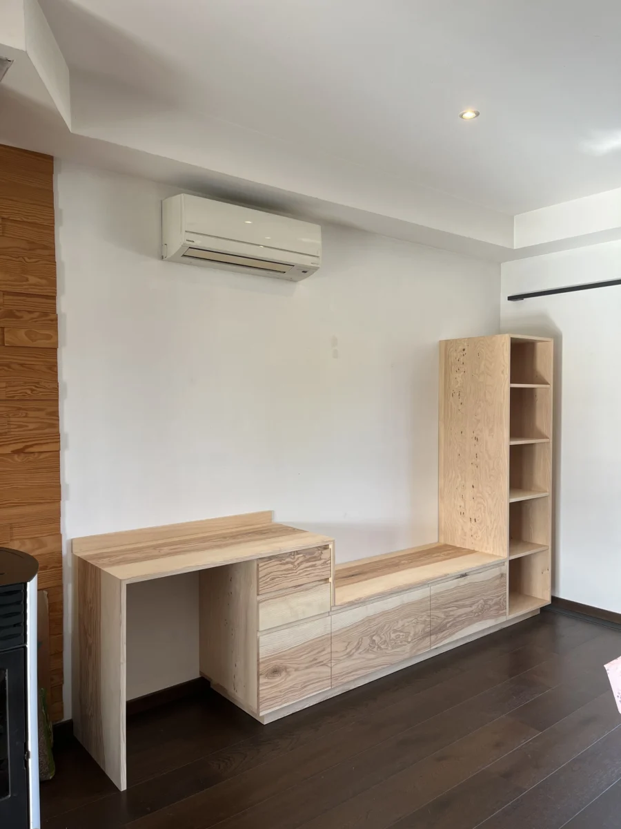 Bureau et banquette de chambre